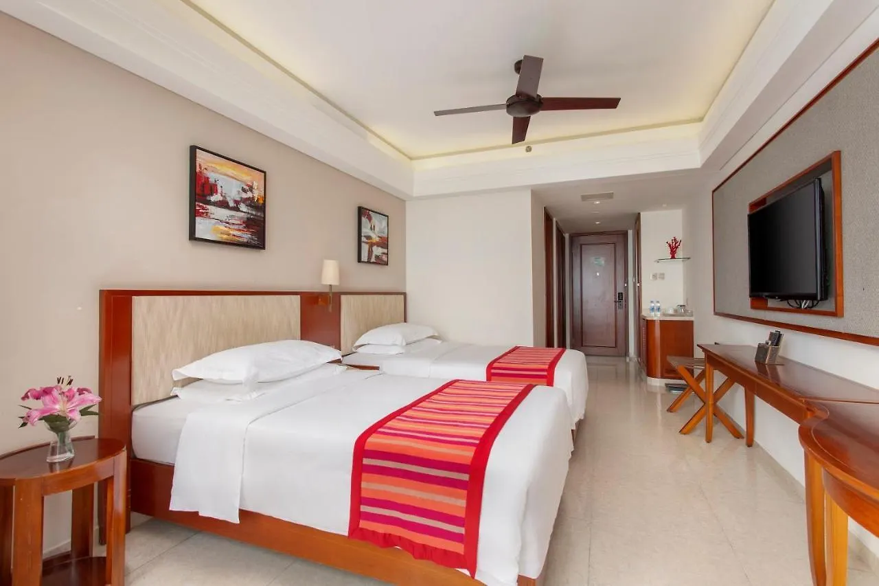 Sanya Seacube Holiday Hotel